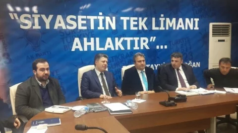 Aday Adayı Özkan Yunusemre İlçe Teşkilatı İle Biraraya Geldi