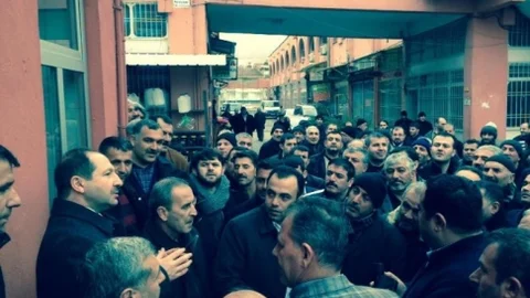 Milletvekili Öz Şire Pazarı'nı Ziyaret Etti