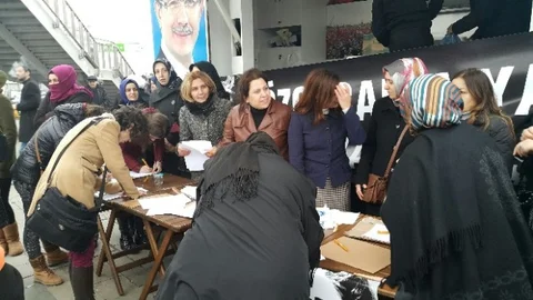 Özgecan Aslan Cinayetine Kadınlardan Büyük Tepki