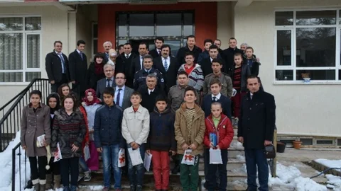 Sandıklı'da Matematikte Başarılı Olan Öğrenciler Ödüllendirildi