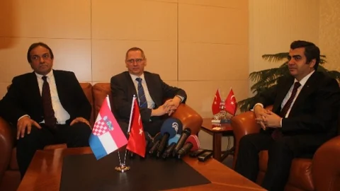 Hırvatistan Ankara Büyükelçisi Hrastic'ten Vali Düzgün'e Ziyaret