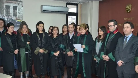 Kadın Hakları Komisyonu Özgecan'ın Öldürülmesine Tepki Gösterdi