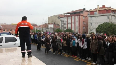 Güngörenli Öğrencilere İkaz Alarm Tatbikatı