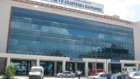 Seah Tıp Tarihine Geçti