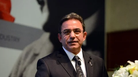 ATSO Eski Başkanı Budak Antalyalı İş Adamlarına Veda Etti