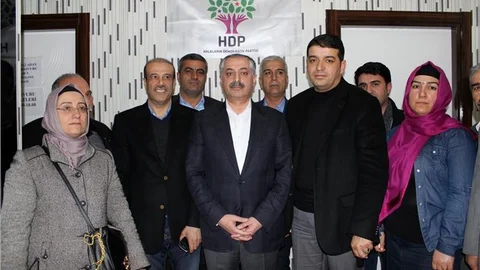 Diyarbakır eski İl Müftüsü HDP'den aday adayı oldu