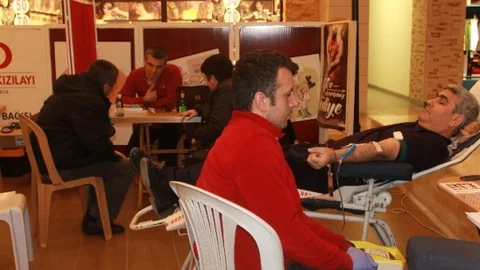 Highway Outlet'te Kan Bağışı Kampanyası