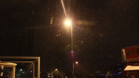 İstanbul'da Beklenen Kar Yağışı Başladı