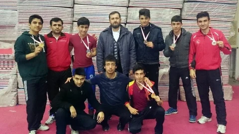 Pursaklar Wushu'da 6 Madalya Kazandı