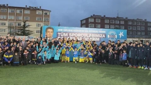 Miniklerin Şampiyonu İstanbul Sinopspor Oldu