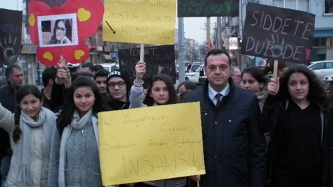 CHP Muratlı Kadın Kolları Başkanlığı ''Bir Özgecan İdi Elimizden Kayan''