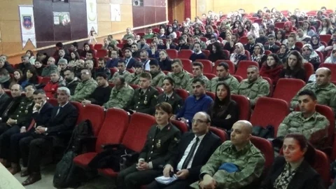 Hakkari'de “Kaybolmayan Çocuklar'' Konferansı