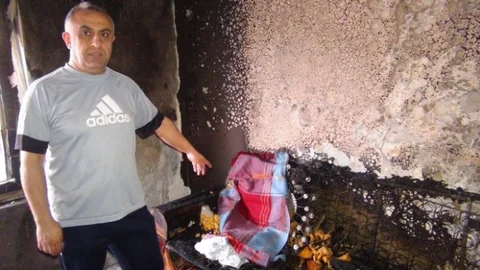 Tv Patladı Çıkan Yangın Evi Kül Etti