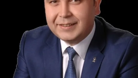 Avukat Yasin Öztürk Aday Adaylığını Açıklıyor