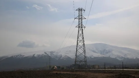 Suveren Kampüsü İçin Elektrik Hattı Çekildi