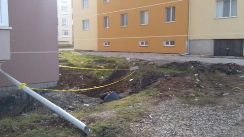 Sarıoğlan'da 80 Yaşındaki Kadın Ölü Olarak Bulundu