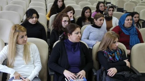 Bağlar Belediyesi'nde Toplumsal Cinsiyet Eğitim Semineri Düzenlendi