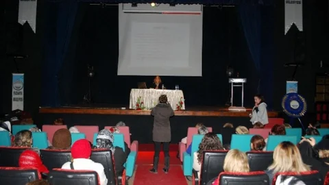 Mudanyalı Kadınlara Erken Teşhis Anlatıldı