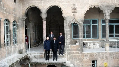 Vali Küçük Tarihi Evleryon Çalışmalarını İnceledi