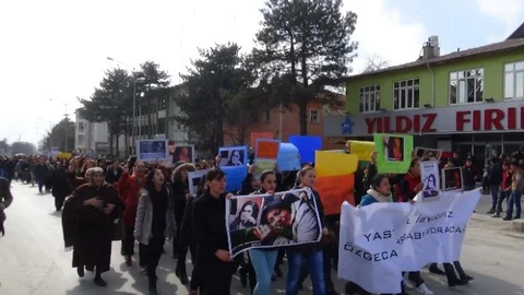 Erzincan'da Özgecan Aslan Protestosu