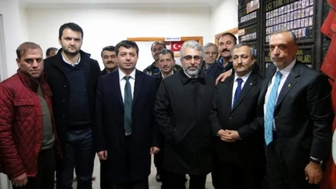 Aykan'dan AK Parti Akçaabat Araklı Ve Ortahisar İlçe Teşkilatlarına Ziyaret