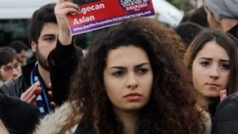 On Bin Kişi Özgecan İçin Yürüyor