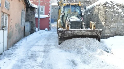 Yakutiye Kar Temizliyor