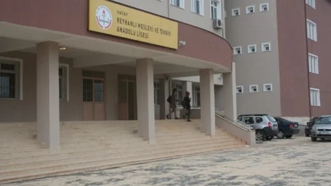 Bu Okul 46 Yıl Sonra Binasına Kavuştu