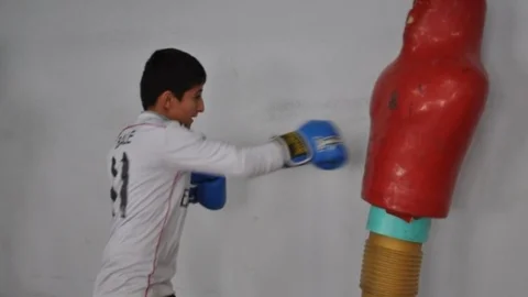 Silopili Gençler Muay-Thai Türkiye Şampiyonası'na Hazırlanıyor