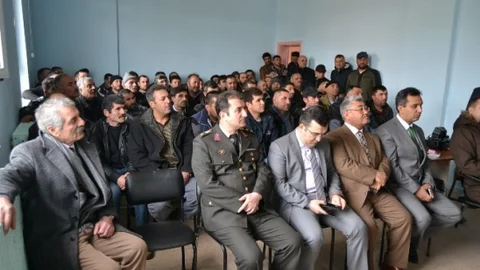 Kulu'da Hayvan Sahipleri Ve Çiftçilere Konferans