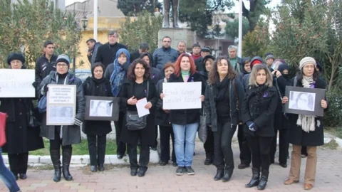 Ezineli Kadınlar Özgecan Aslan İçin Yürüdü