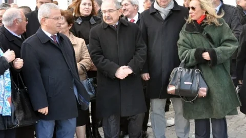 Başkan Gençer Ayvalık'a Güzel Sanatlar Fakülresi Sözü Aldı.