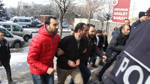 Ak Partili Belediye Başkanını Vuran Şahıs Ve Arkadaşı Tutuklandı