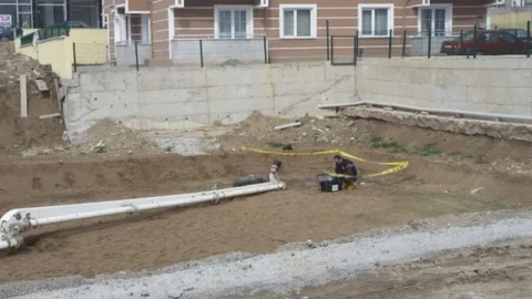 Üzerine Beton Mikseri Pompası DÜşen İşçi Öldü