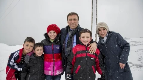 Başkan Genç'in Çocuklarla Kar Keyfi