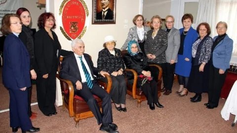 Vali Alimoğlu'dan Tysd'ye Nezaket Ziyareti