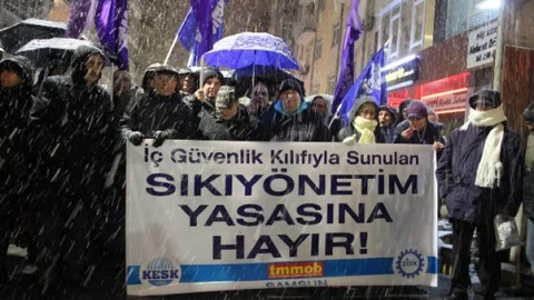 Samsun'da ''Iç Güvenlik Yasa Tasarısı'' Protestosu