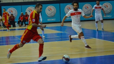 Futsal Milli Takımı Romanya'ya 3-0 Yenildi