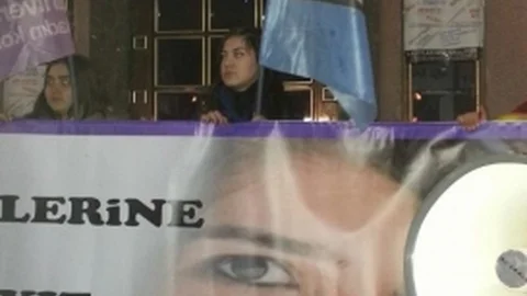 Özgecan İçin Meşaleli Pretesto