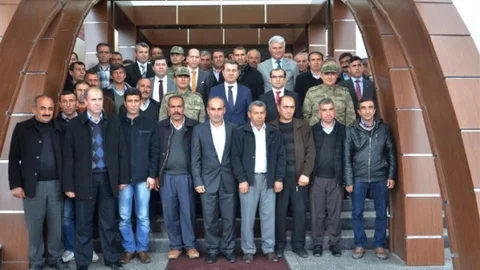 Vali Çelik Hasankeyf'teki Korucularla Bir Araya Geldi