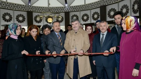 Komek Her Geçen Gün Büyüyor