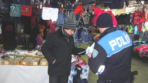 Polisten Broşürlü Hırsızlık Uyarısı