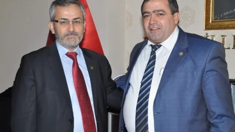Prof. Dr. Ayhan'dan Başkan Koçak'a Hayırlı Olsun Ziyareti