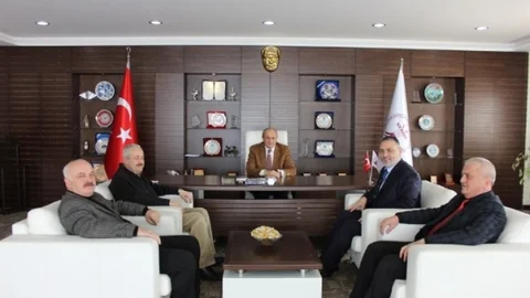 AK Parti Sakarya Milletvekili Aday Adayı Recep Hacıeyüpoğlu “Esnaflarımız Sakarya'nın Can Damarı Ekonominin En Önemli Yapı Taşlarından Biridir”