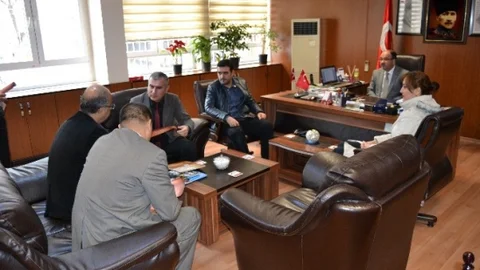 Gençlerden Ecdada Mektup