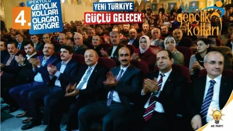 AK Parti'den İlçe Gençlik Kolları Kongreleri