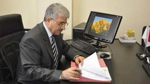 Prof. Dr. Özcan Rektörlük İçin Aday Oldu