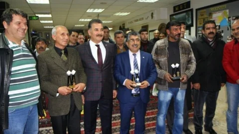 Yardıma Muhtaç Öğrenci İçin Tavla Turnuvası