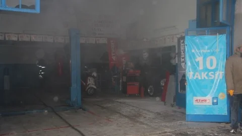 Bilecik'te Otogaz Dükkanında Çıkan Yangın Paniğe Neden Oldu