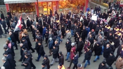 Sungurlu'da Binlerce Kişi Özgecan İçin Yürüdü